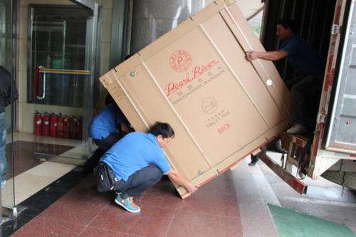 塔河钢琴贵重工艺品无忧运